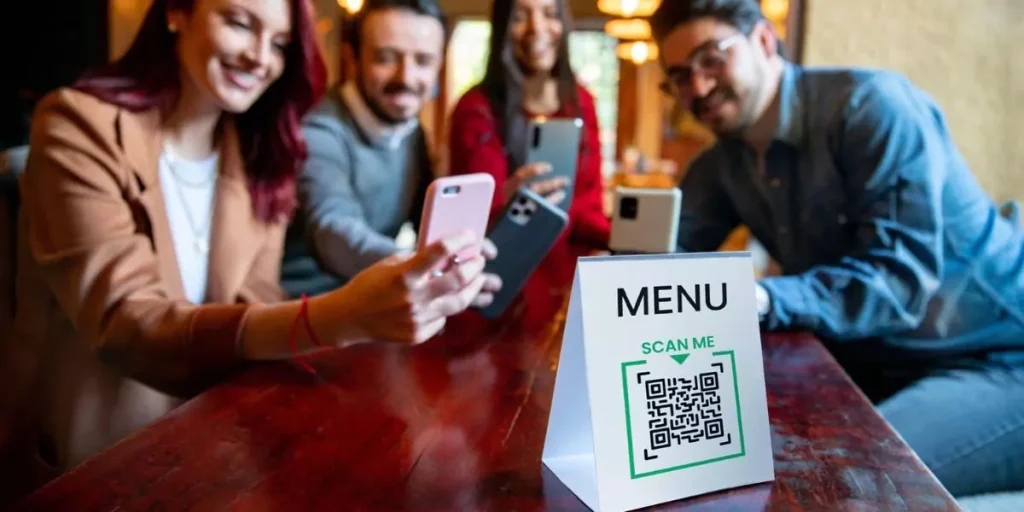 customers scanning qr code for qr ordering
